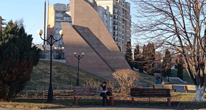 Почему с годами от людей нужно держаться как можно подальше: запомните эти простые и мудрые слова Юрия Левитанского