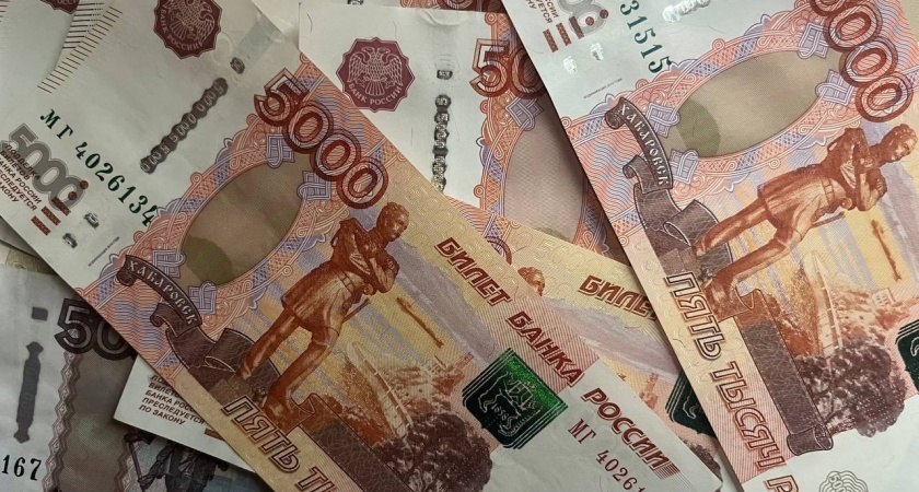 Средняя зарплата в Свердловской области превысила 87 тысяч рублей