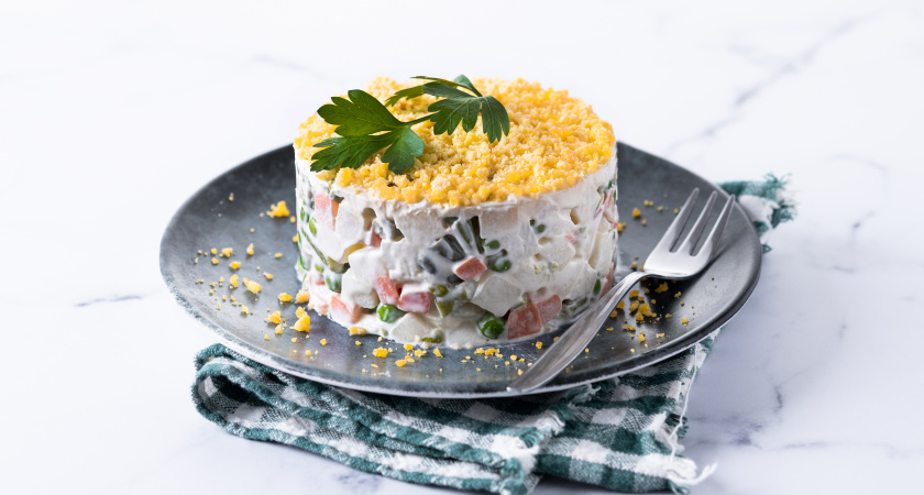 Трендовый салат «Селёдка под снегом» — замена всем надоевшей «Шубе»