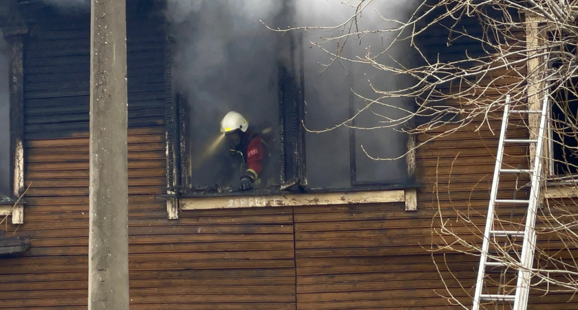 В поселке Свердловской области мужчина погиб в пожаре из-за сигареты