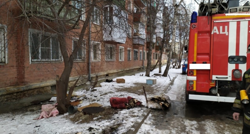 В Свердловской области произошел пожар в жилом доме