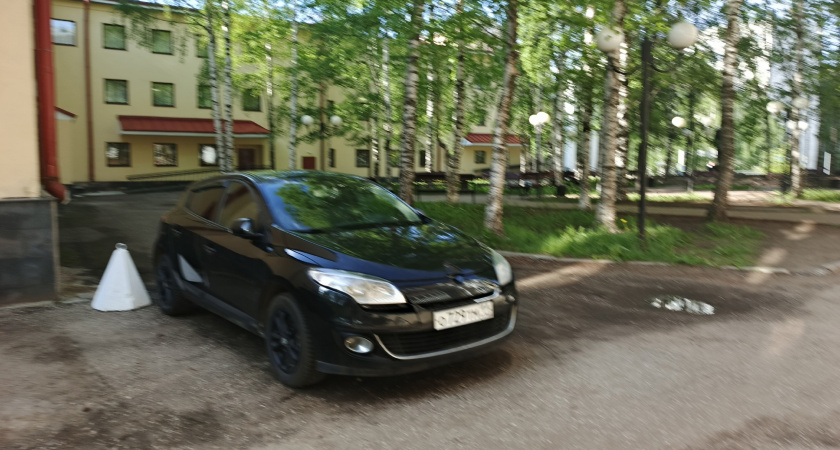 "Хотите, компанию составлю?" — ГАИшник не ожидал такой шутки от водителя: повез его на медосвидетельствование, но мужик смог выпутаться