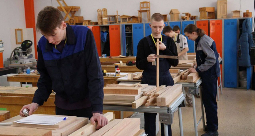 В Свердловской области создадут семь новых кластеров "Профессионалитета"