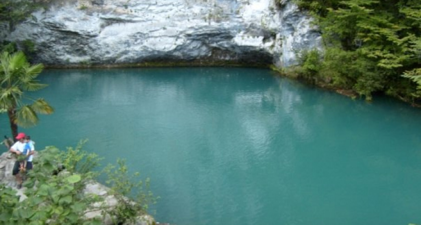 "Попрошайки и разгромленные дома": россиянин поделился своим отзывом о популярном курорте