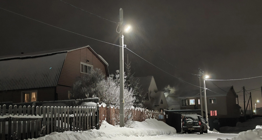 Дым валит — тепло не идёт: как топить печь, чтобы сажа, дёготь и смола не скапливались на стенках трубы — 5 способов для зимы