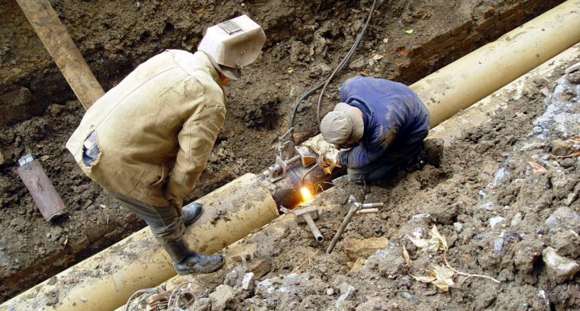 Свердловская область направит 1,5 миллиарда на ремонт коммунальных сетей