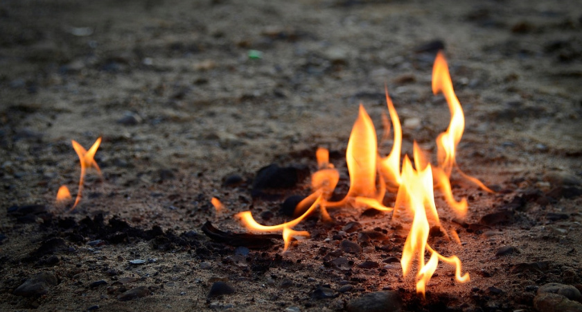 29 пожаров вспыхнуло за сутки в Свердловской области