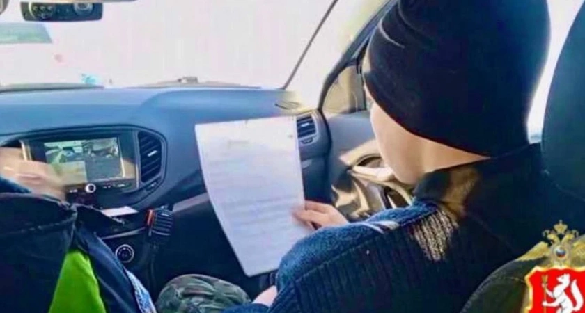 В Ирбите отец устроил сыну опасный урок вождения на трассе