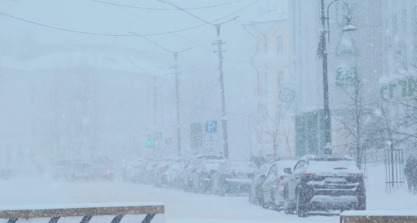 Высота сугробов в Свердловской области превысила норму почти на 10 сантиметров