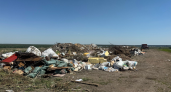 В Свердловской области нашли незаконные мусорные полигоны на плодородных землях