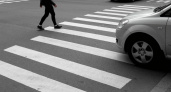Шаг на «зебру» теперь не аргумент: Верховный суд объяснил, когда водитель обязан уступить пешеходу
