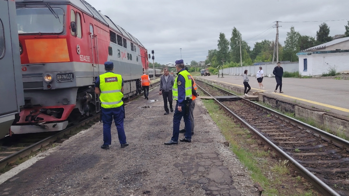 Высадят из вагона вместе с пакетами: новые правила РЖД — чему готовиться пассажирам в 2026