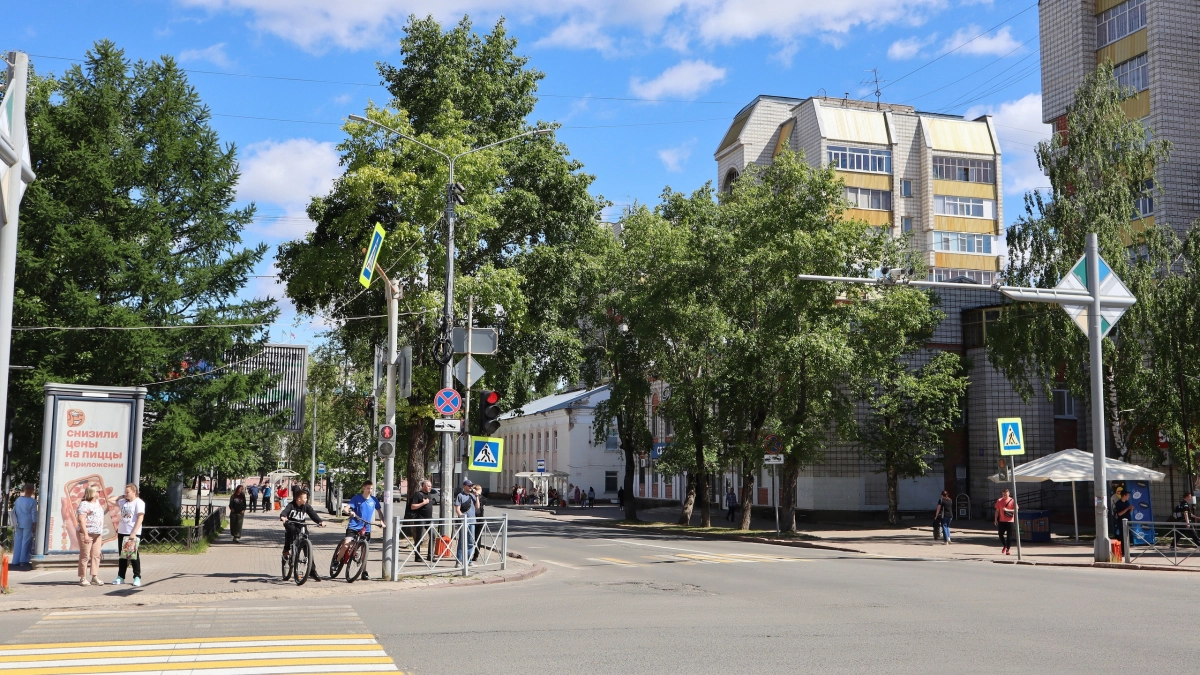 Свердловчанам пообещали теплый день без дождей 13 августа