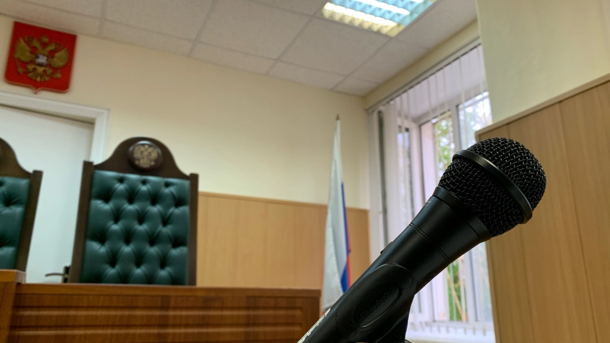 В Ирбите суд завершил рассмотрение дела о продаже прав на управление тракторами