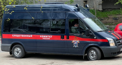 Подростки в Екатеринбурге устроили жестокую расправу с угрозами оружием